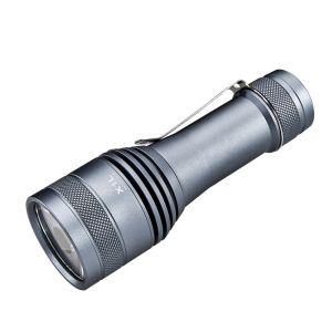 Lumintop FW21 X1L compact 750 lumen 780m throw LED torch