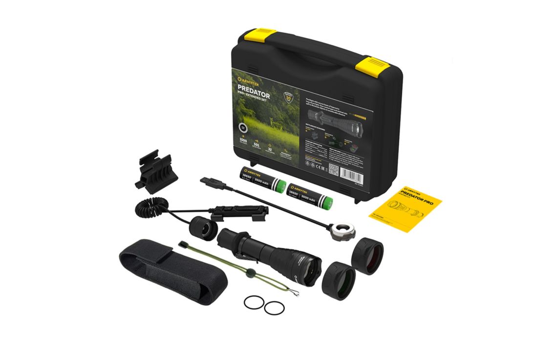 Armytek Predator Pro 1500 lumen 501m throw rechargeable extended set