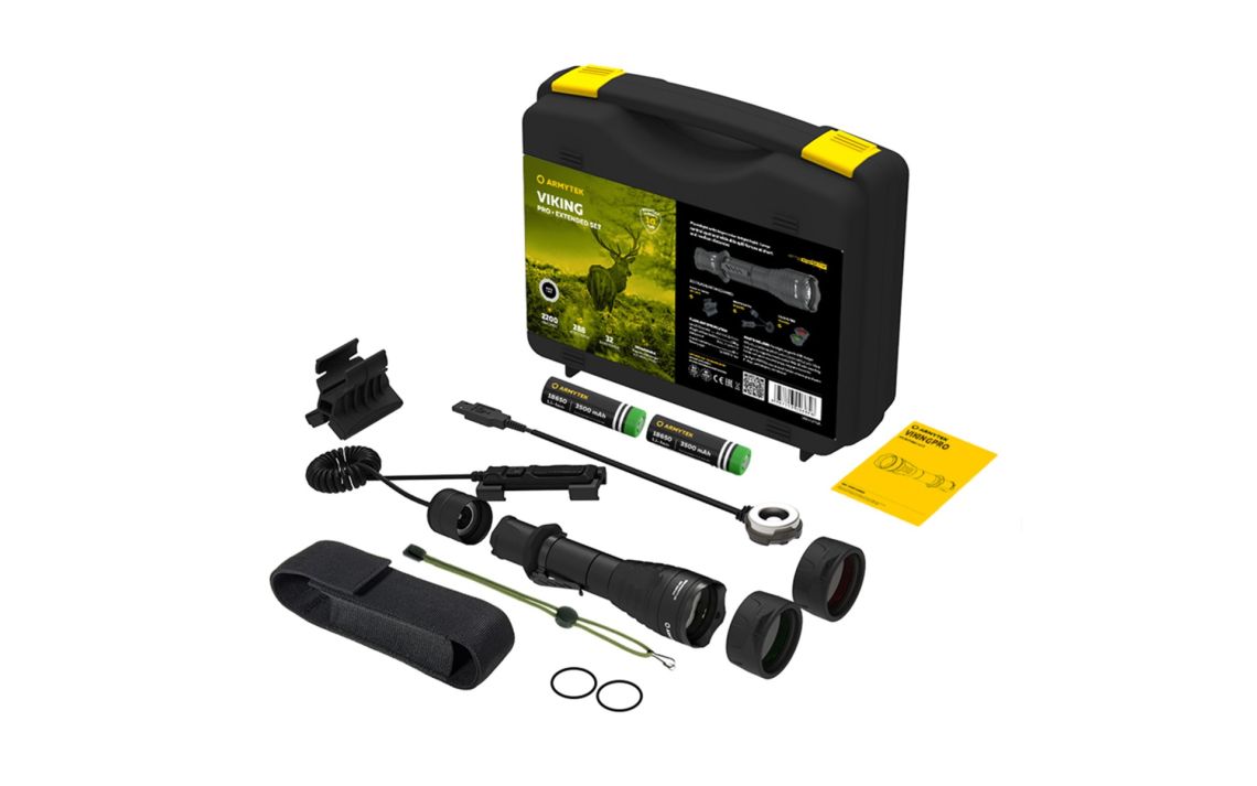 Armytek Viking Pro 2200 lumen 288m throw rechargeable extended set