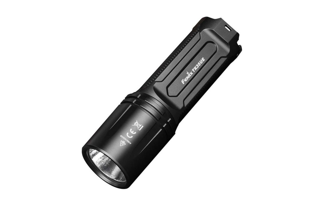 Fenix TK35 2018 Ultimate Edition XHP70 3200 lumen LED torch