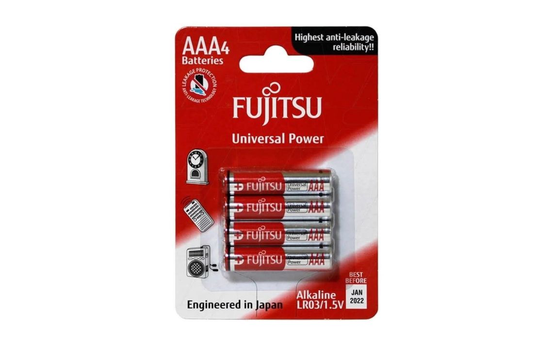 Fujitsu universal 4 x AAA alkaline batteries