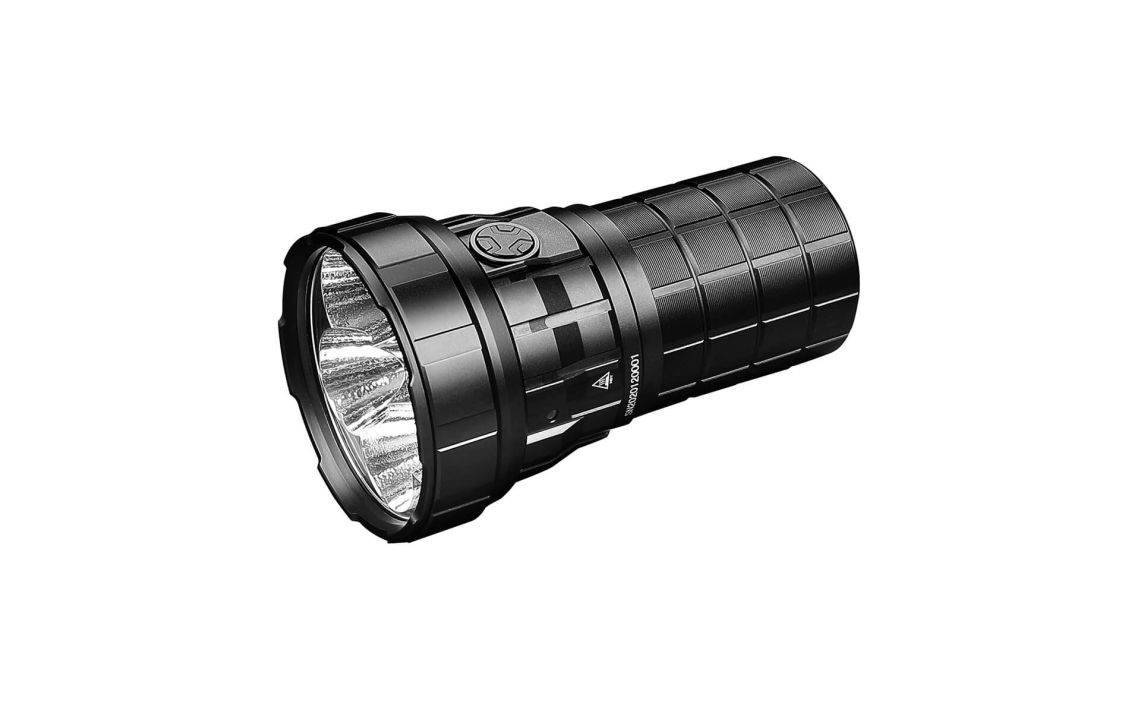 Imalent R60C Torrent compact 18000 lumen 1038m rechargeable LED torch