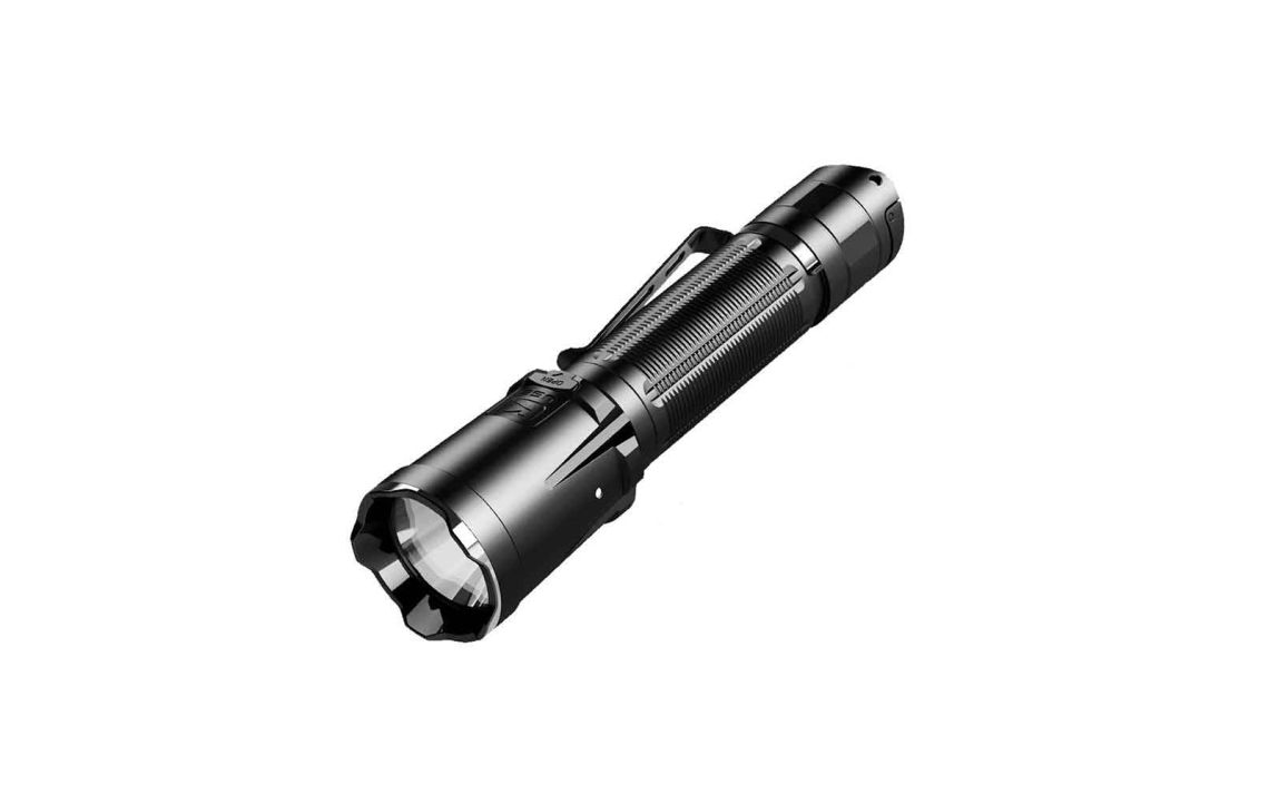 Klarus XT21C tactical 3200 lumen USB-C rechargeable torch